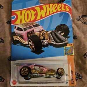 Hot wheels Treasure Hunt